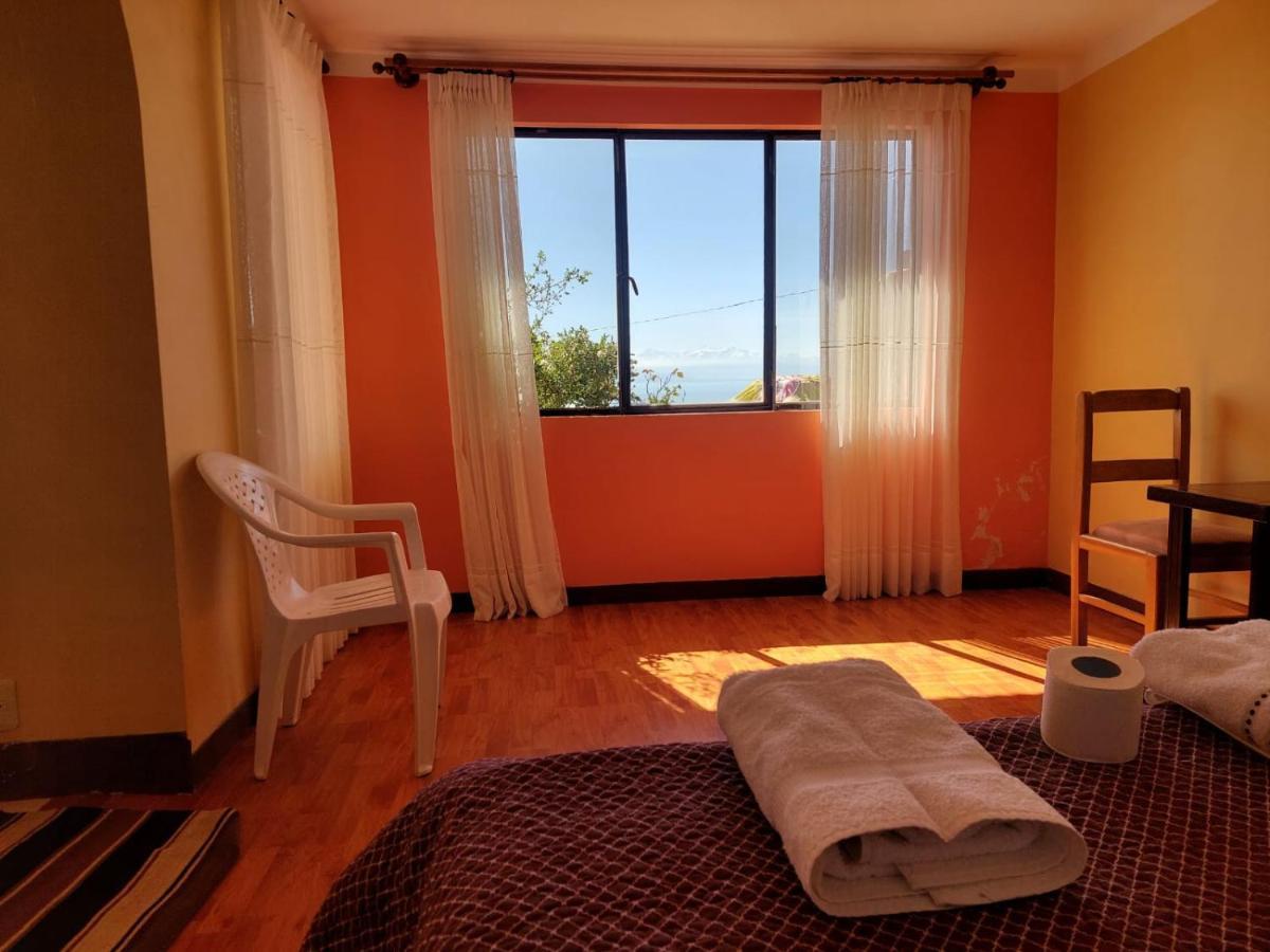 Hostal Tawri Isla del Sol ภายนอก รูปภาพ